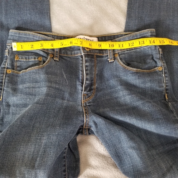 DENIZEN by Levi's straight leg jeans - Picture 9 of 15